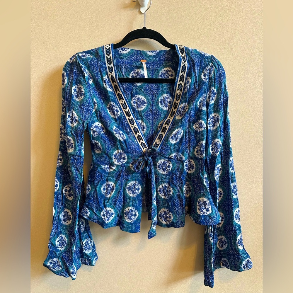 Free‎ People Bell Sleeve Faux Wrap Long Sleeve sz S